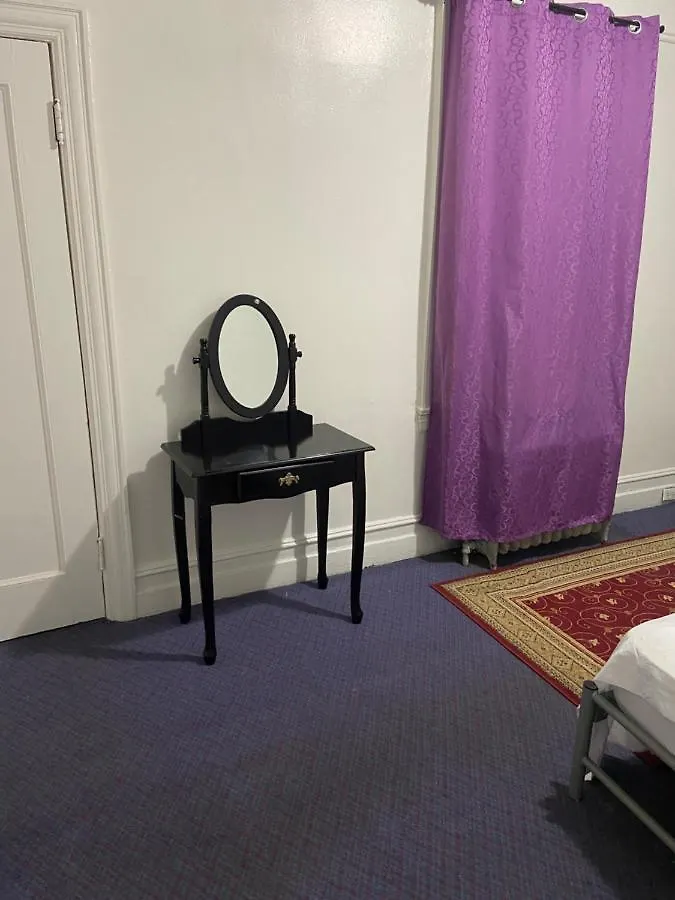 Guest house A Sweet Room In Queens New York
