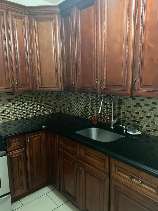 A Sweet Room In Queens Νέα Υόρκη